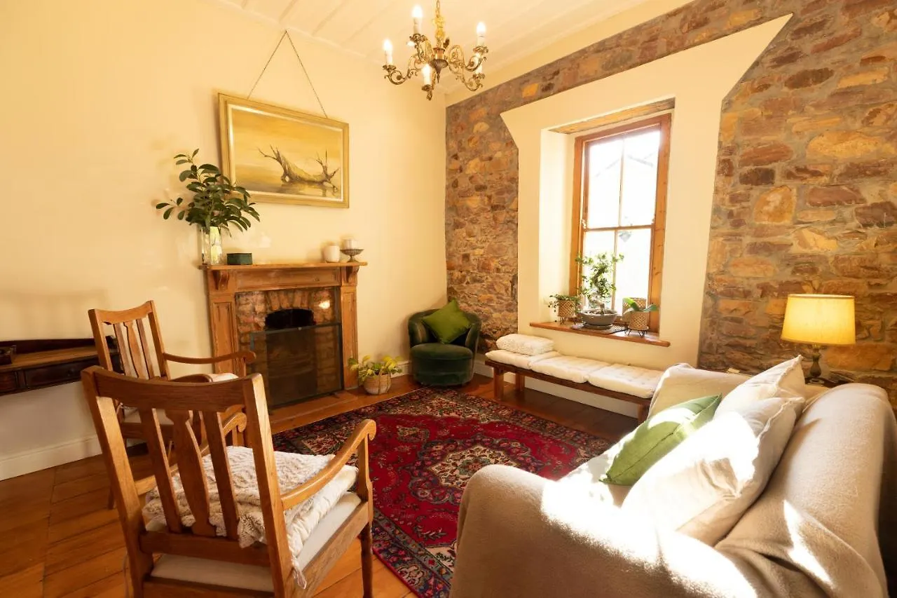 Stonehouse 2-Bed, Pet Friendly & Long Stays Kapstadt Villa