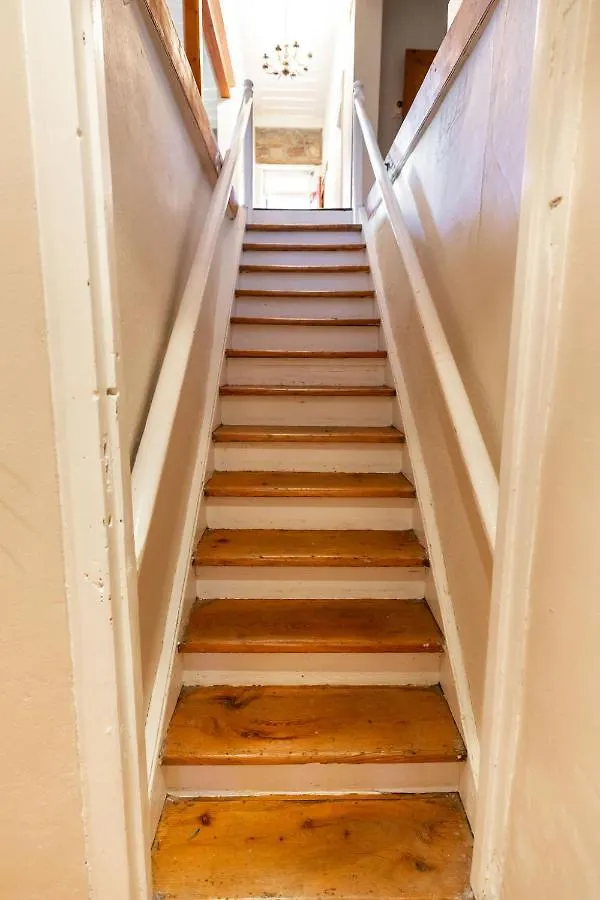Stonehouse 2-Bed, Pet Friendly & Long Stays Kapstadt 0*,
